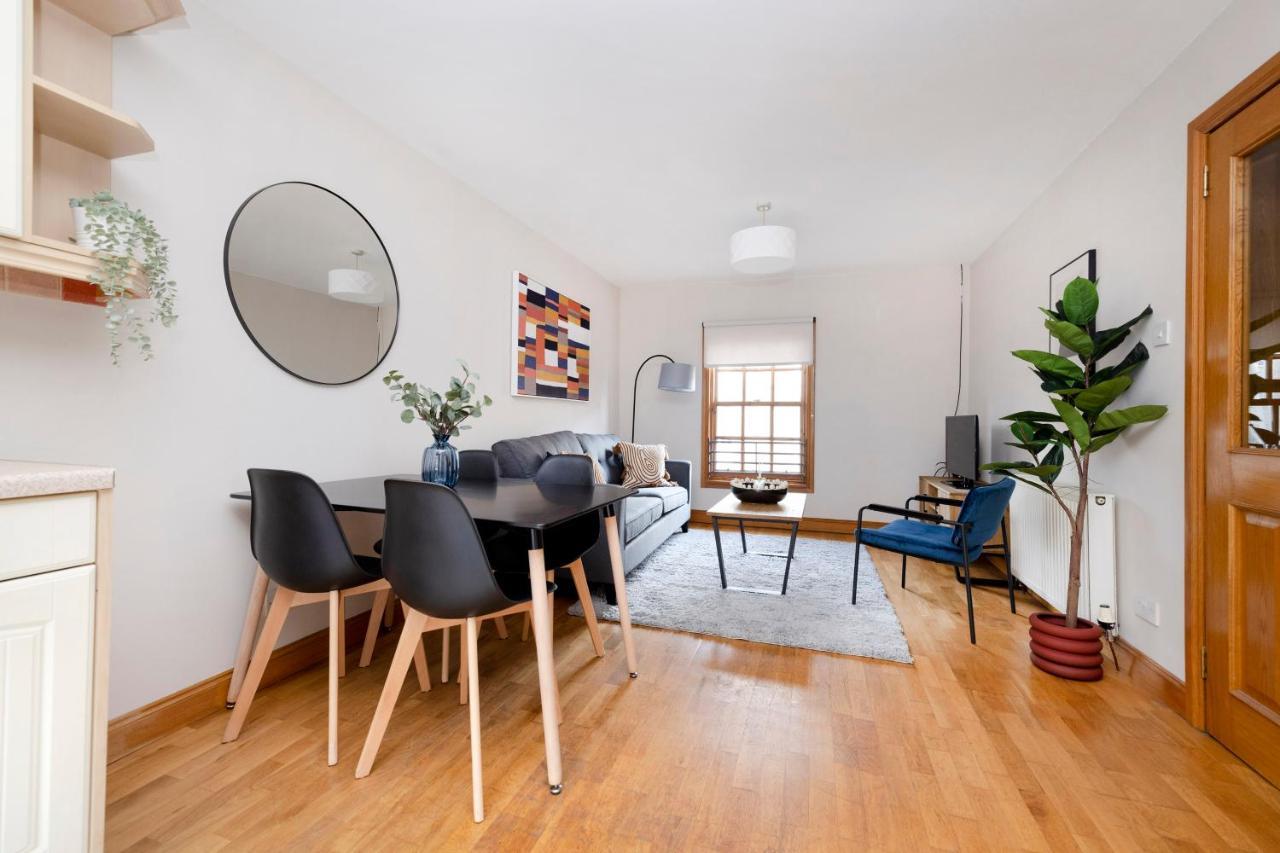 Joivy Bright And Cosy Flat Near The Scotland Gallery EDI Eksteriør billede